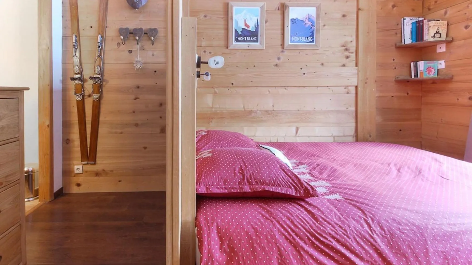 Champaign Powder Apartment Chamonix France